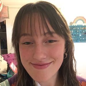 Meet your Posher, Abigail